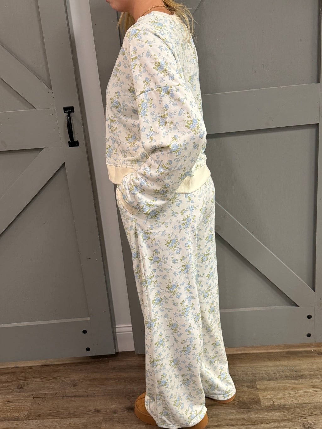 Sky blue floral lounge set